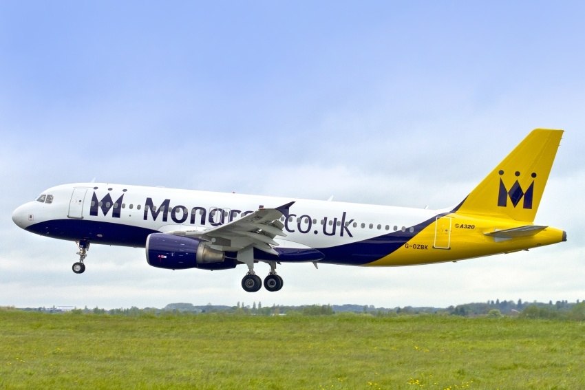 Monarch com três voos directos para o Porto