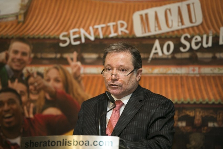 Pedro Costa Ferreira reeleito para a presidência da APAVT