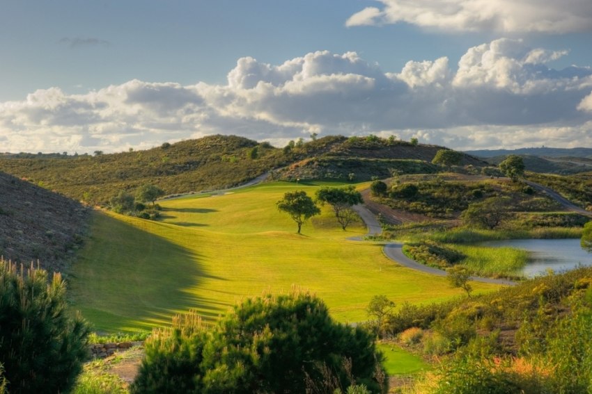 Algarve conquista prémios internacionais de golfe