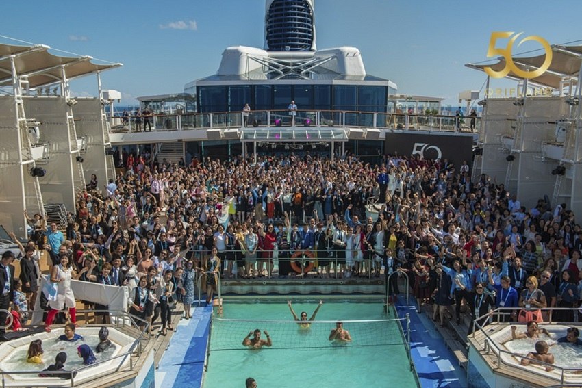 Cruzeiro nos 50 anos da Oriflame: navegar, celebrar, motivar