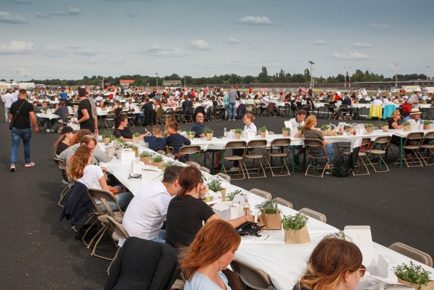 Vídeo da Semana: “Berlin Freedom Dinner”