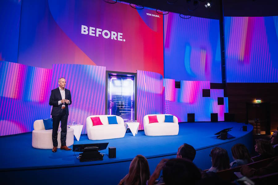 reinvent-the-event-2025-sessões-no-grande-auditório