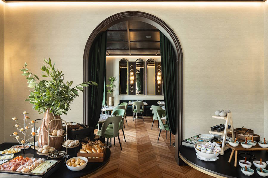 O hotel de cinco estrelas é inspirado na vida e na obra de Eça de Queiroz